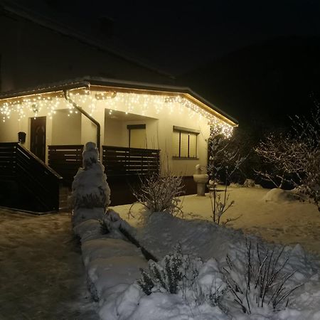 Apartma Lana モイストラナ エクステリア 写真