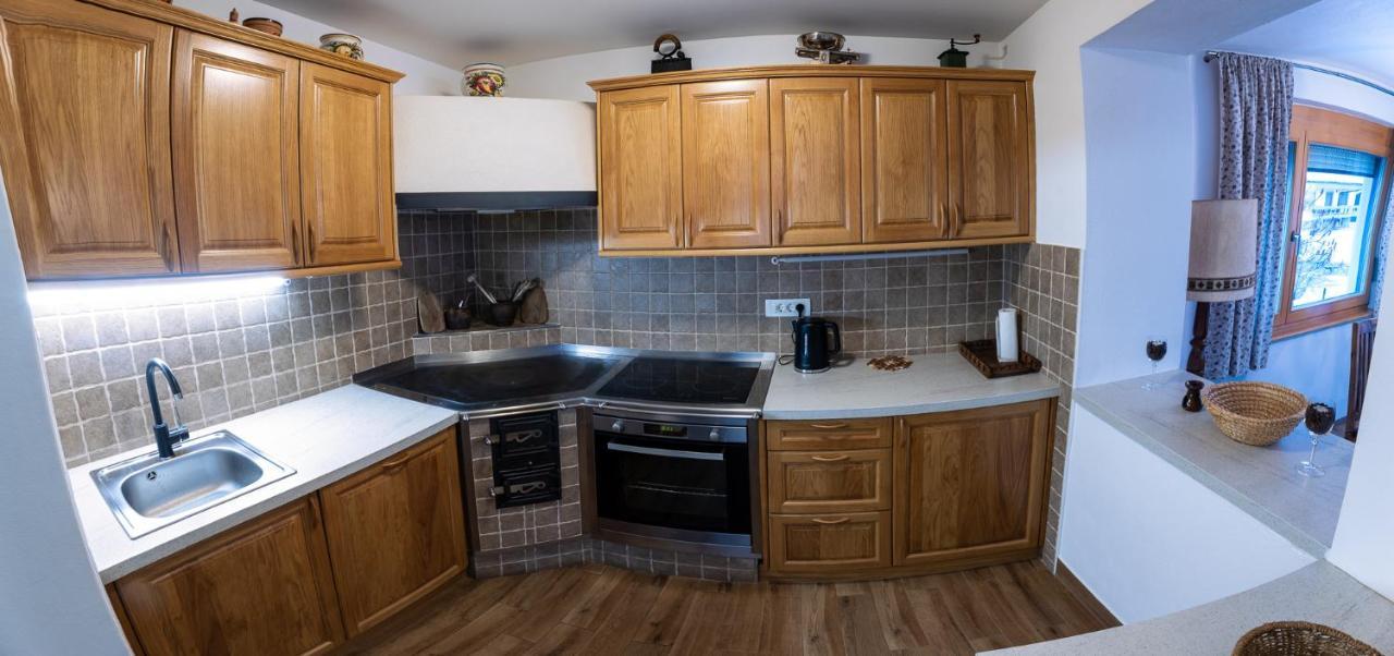 Apartma Lana モイストラナ エクステリア 写真
