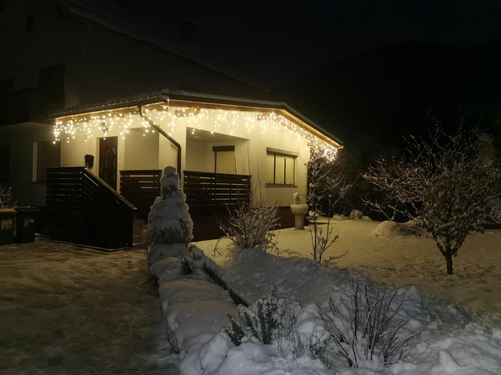 Apartma Lana モイストラナ エクステリア 写真